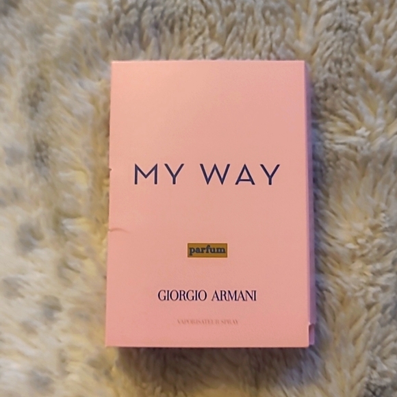 Perfume Bundle - Picture 2 of 7